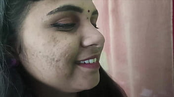 Intimate Desires: An Indian Duo’s Passionate Kisses And Sultry Encounters
